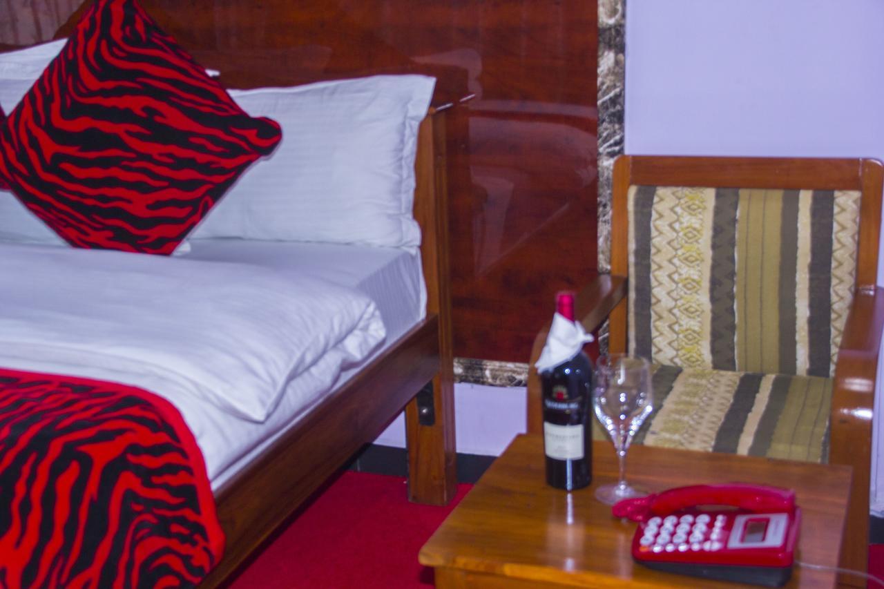 Africana Grand Hotel Аруша Екстериор снимка